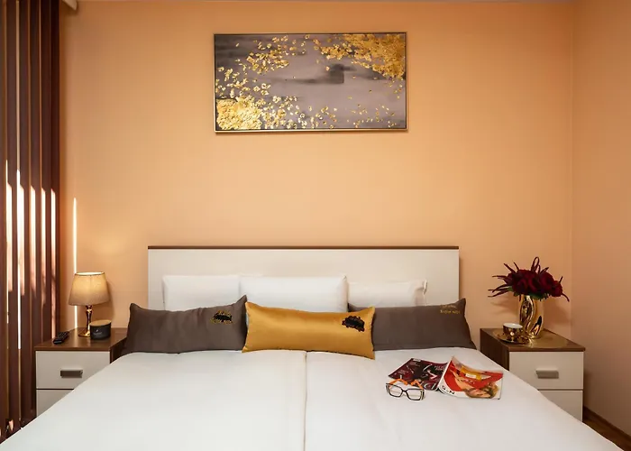 Midas - Borov Park Апартамент